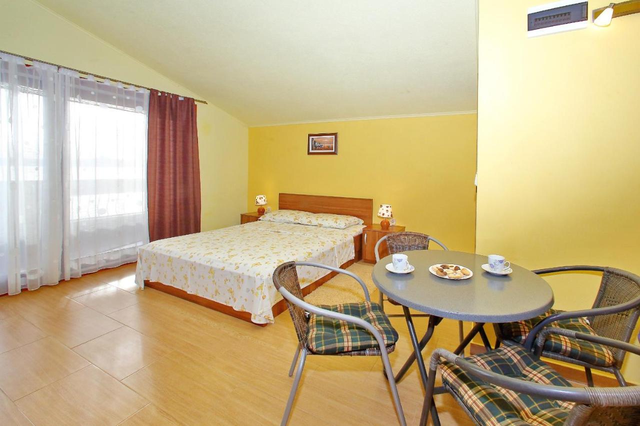 Apartmani Gordana Bibinje Exterior photo